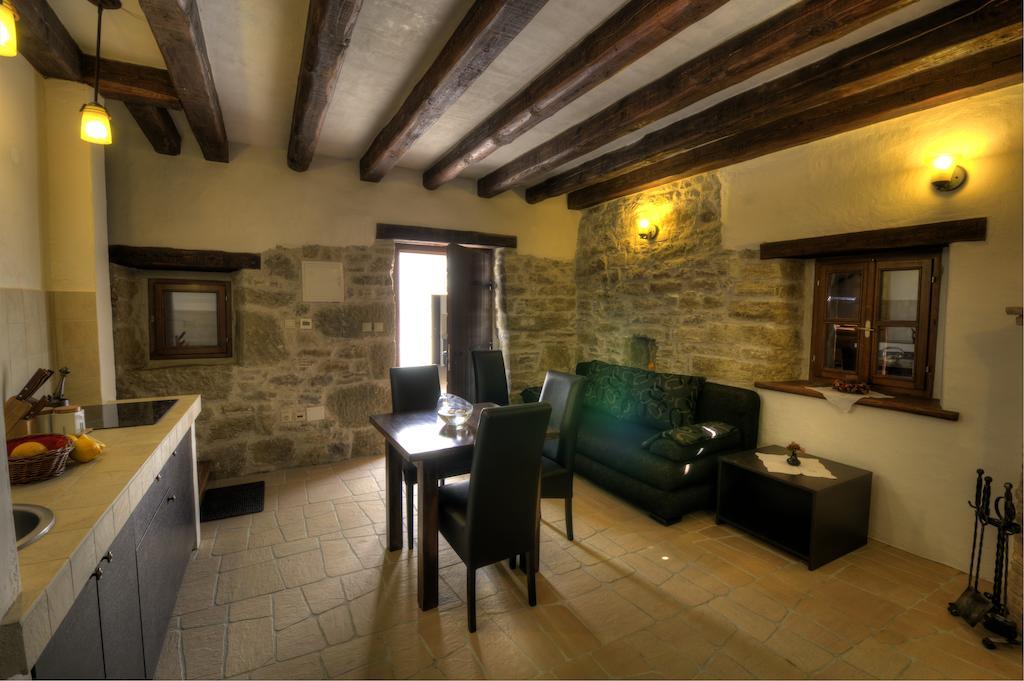 Traditional Stone House Kotli Buzet Zewnętrze zdjęcie
